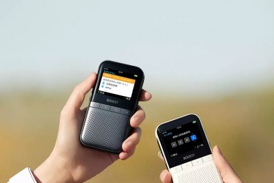 Xiaomi giới thiệu bộ đàm thông minh Beebest, thiết kế như điện thoại, lắp được SIM