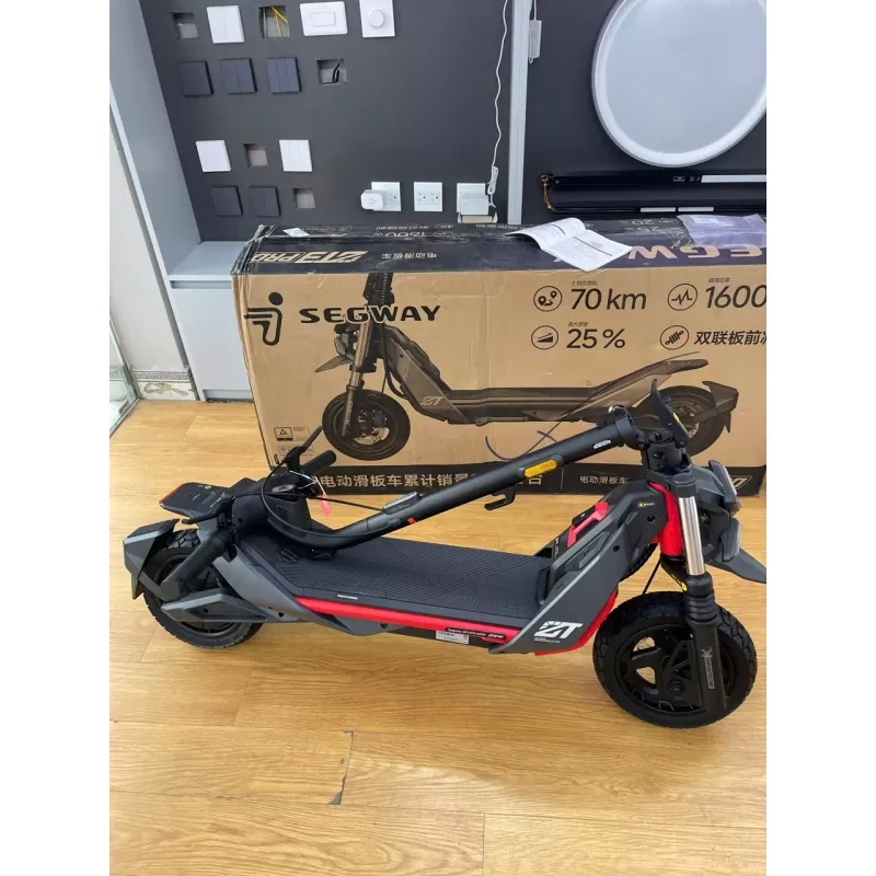 Xe Điện Scooter Segway Ninebot ZT3 Pro