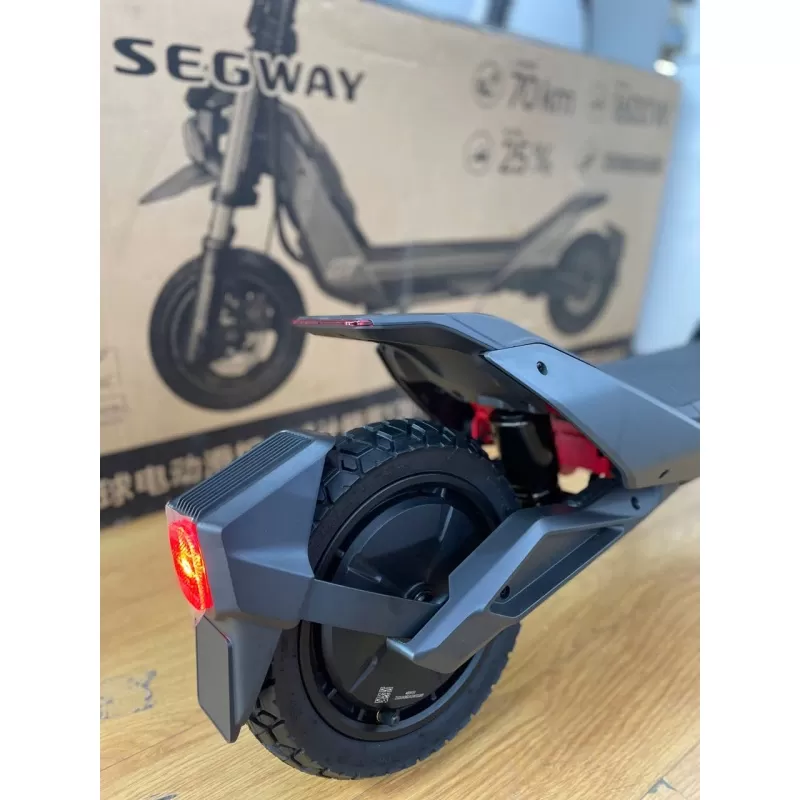 Xe Điện Scooter Segway Ninebot ZT3 Pro