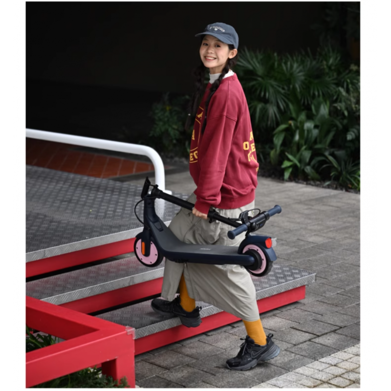 Xe Điện Scooter Trẻ Em Segway Ninebot C2 Pro 2025 - Màu Xanh